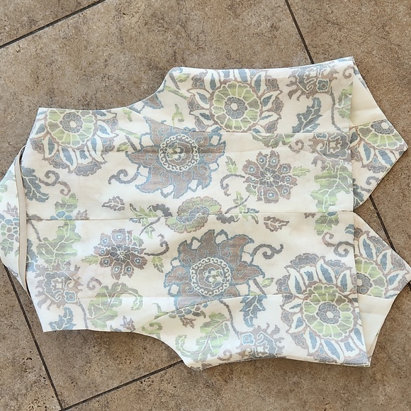 NWOT...Linen Vest - Picture 2 of 7